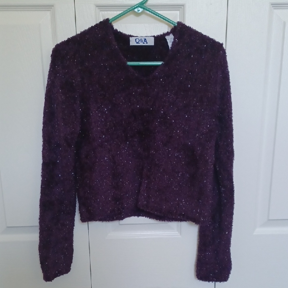 Juniors Q & A Purple Sparkle Crop Sweater Size Medium